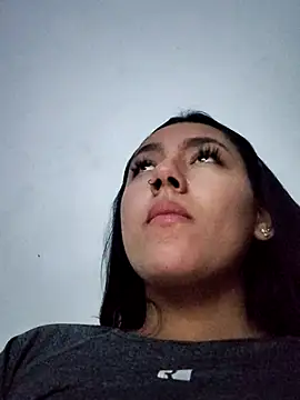 Megara 25 online show from 17, 11, 2025