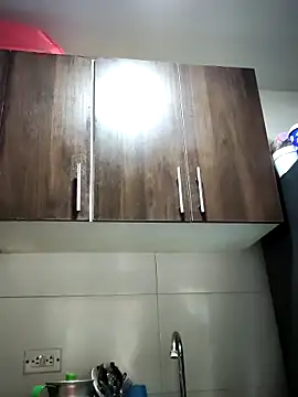 Megara 25 online show from 28, 11, 2025