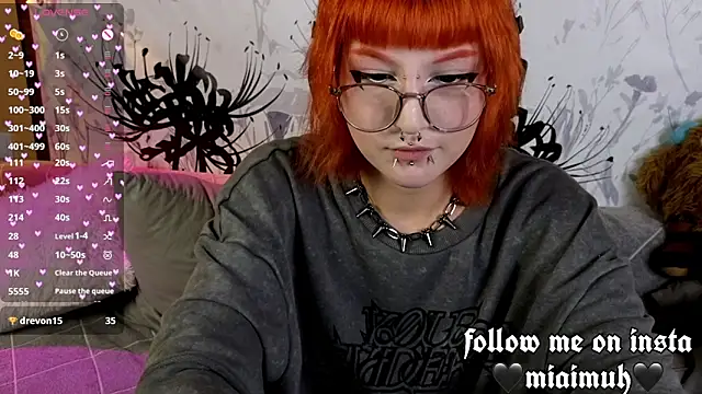 Snapshot of mia__yui chatting on 2, 10, 2025 mia  yui online show from 2, 10, 2025