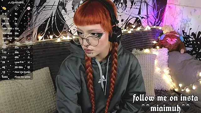 mia  yui online show from 16, 2, 2026