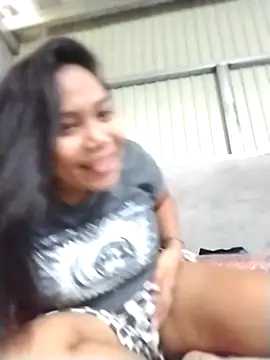 Veeluna16 online show from 26, 11, 2025