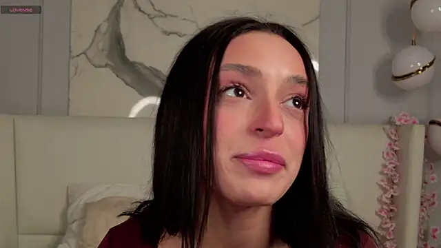 AdoraCortes online show from 30, 11, 2025