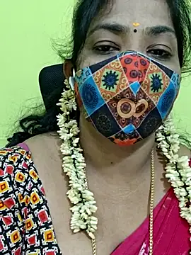 Snapshot of Tamil_Mithra chatting on 25, 4, 2026 Tamil Mithra online show from 25, 4, 2026