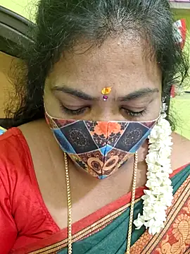 Snapshot of Tamil_Mithra chatting on 26, 4, 2026 Tamil Mithra online show from 26, 4, 2026