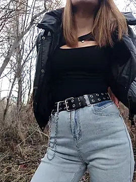 YOOUR EVAA online show from 15, 11, 2025