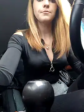 YOOUR EVAA online show from 14, 12, 2025