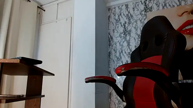 mariani smith online show from 28, 11, 2025