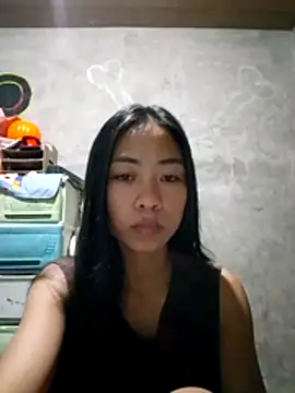 SweetMissPinay18 online show from 25, 5, 2026