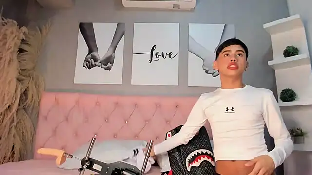 Jim twink online show from 19, 9, 2025