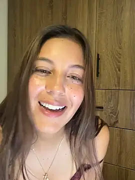 Snapshot of Emmy_Meadows chatting on 15, 5, 2026 Emmy Meadows online show from 15, 5, 2026