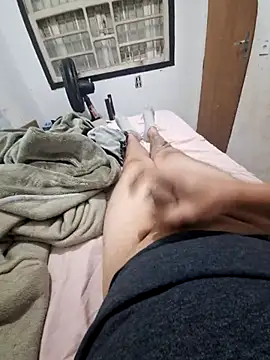 feehzungi0000 online show from 16, 11, 2025