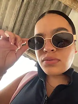 JuanitaMore01 online show from 1, 3, 2026