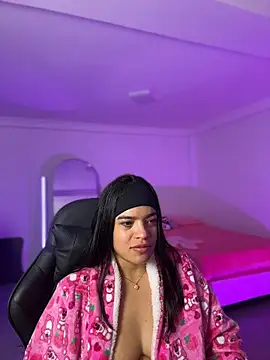 Snapshot of JuanitaMore01 chatting on 8, 6, 2026 JuanitaMore01 online show from 8, 6, 2026