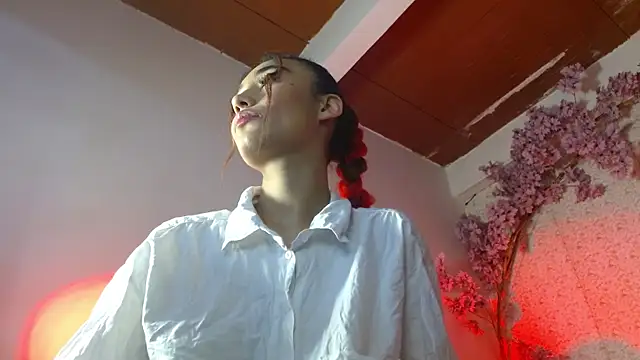 Liawood1 online show from 20, 9, 2025