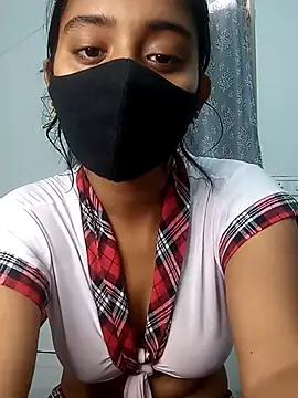 shrutee12 online show from 7, 11, 2025