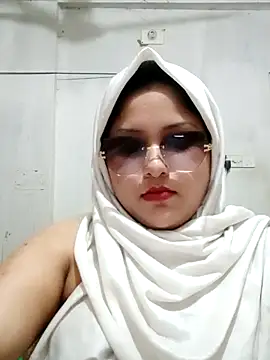 Snapshot of Nusrat-N chatting on 26, 4, 2026 Nusrat-N online show from 26, 4, 2026