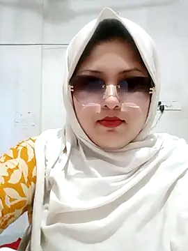 Snapshot of Nusrat-N chatting on 19, 5, 2026 Nusrat-N online show from 19, 5, 2026