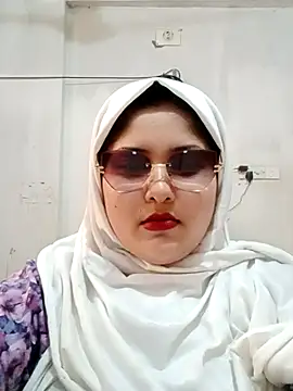 Snapshot of Nusrat-N chatting on 26, 6, 2026 Nusrat-N online show from 26, 6, 2026