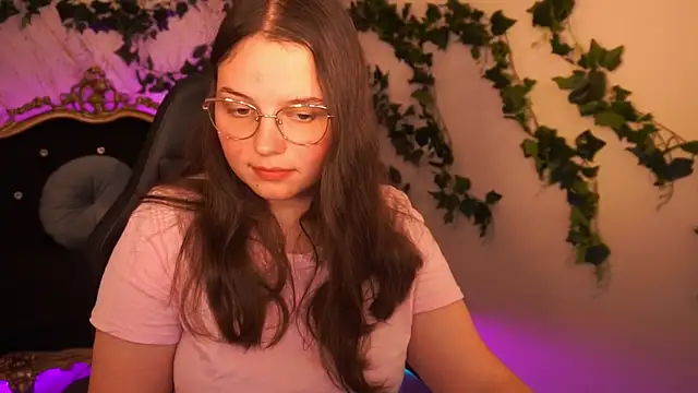 SophieDreamss online show from 22, 10, 2025