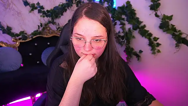 SophieDreamss online show from 24, 11, 2025