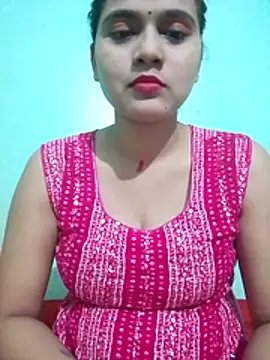 Snapshot of Kavya-Tiwari chatting on 3, 7, 2026 Kavya-Tiwari online show from 3, 7, 2026