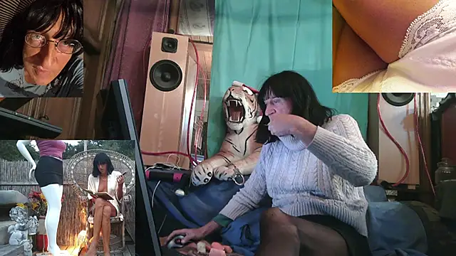 Snapshot of SissiDomination chatting on 20, 11, 2025 SissiDomination online show from 20, 11, 2025