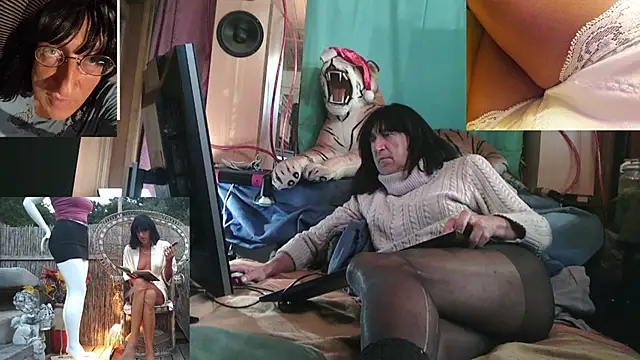 Snapshot of SissiDomination chatting on 3, 12, 2025 SissiDomination online show from 3, 12, 2025