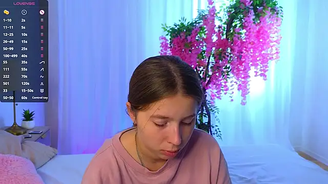 Snapshot of CatherineRichards chatting on 16, 9, 2025 CatherineRichards online show from 16, 9, 2025