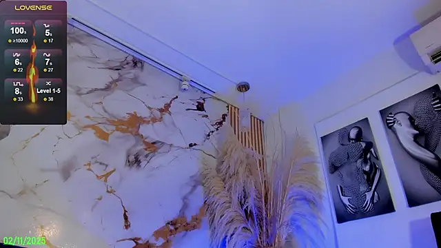 Ashly Sents online show from 2, 11, 2025