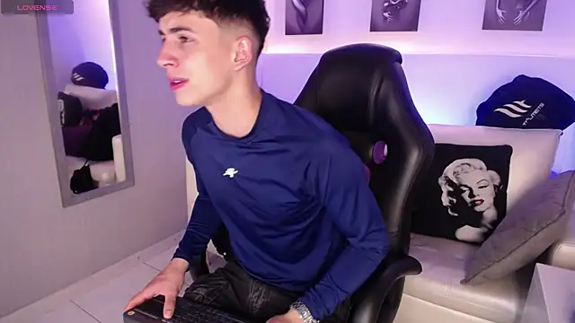 AdrianRinaldi online show from 12, 9, 2025