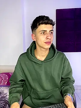 AdrianRinaldi online show from 5, 10, 2025