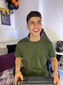 AdrianRinaldi online show from 7, 10, 2025