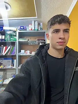 Snapshot of AdrianRinaldi chatting on 4, 5, 2026 AdrianRinaldi online show from 4, 5, 2026
