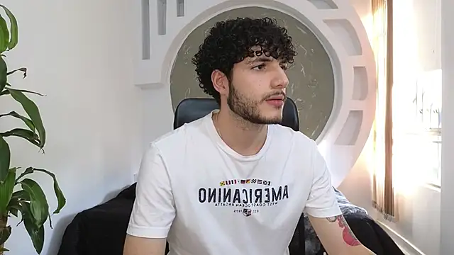 Snapshot of Rafael_Mendezz chatting on 23, 9, 2025 Rafael Mendezz online show from 23, 9, 2025