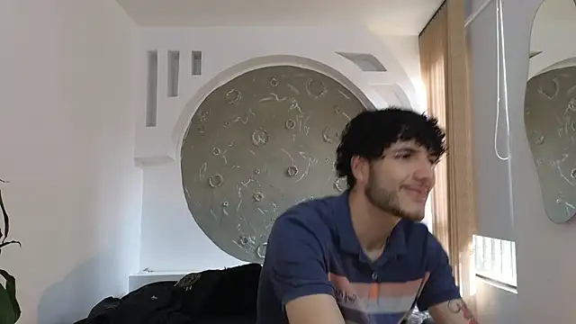 Snapshot of Rafael_Mendezz chatting on 23, 10, 2025 Rafael Mendezz online show from 23, 10, 2025