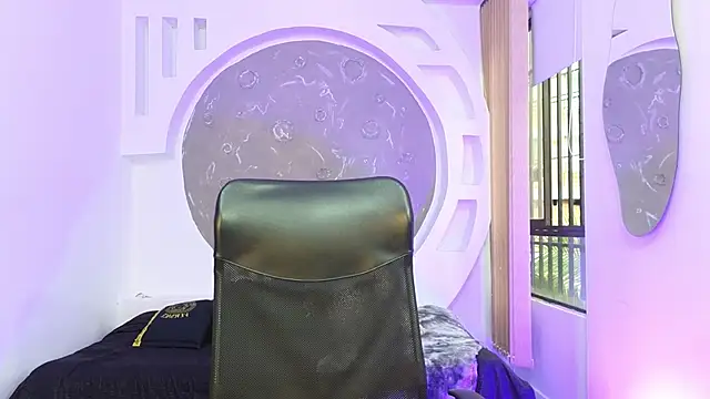 Snapshot of Rafael_Mendezz chatting on 24, 10, 2025 Rafael Mendezz online show from 24, 10, 2025