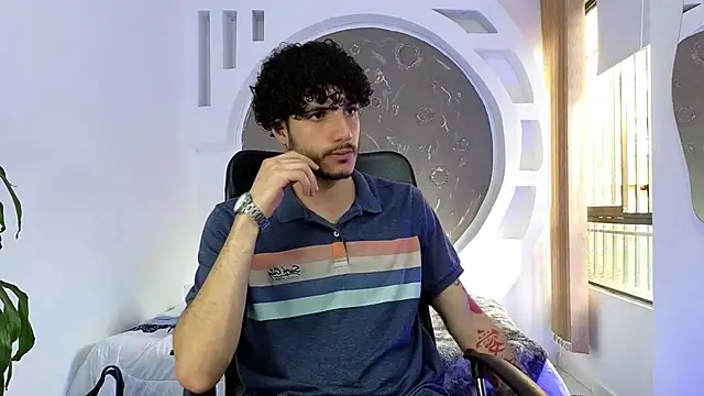 Snapshot of Rafael_Mendezz chatting on 26, 11, 2025 Rafael Mendezz online show from 26, 11, 2025