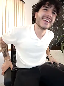 Snapshot of Rafael_Mendezz chatting on 13, 2, 2026 Rafael Mendezz online show from 13, 2, 2026