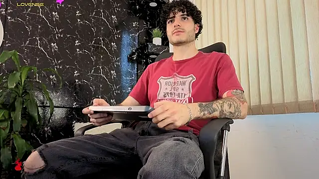 Snapshot of Rafael_Mendezz chatting on 22, 2, 2026 Rafael Mendezz online show from 22, 2, 2026