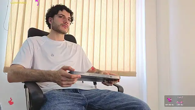 Snapshot of Rafael_Mendezz chatting on 17, 3, 2026 Rafael Mendezz online show from 17, 3, 2026