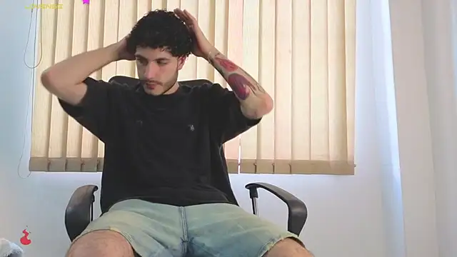 Snapshot of Rafael_Mendezz chatting on 21, 3, 2026 Rafael Mendezz online show from 21, 3, 2026