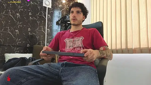 Snapshot of Rafael_Mendezz chatting on 24, 3, 2026 Rafael Mendezz online show from 24, 3, 2026