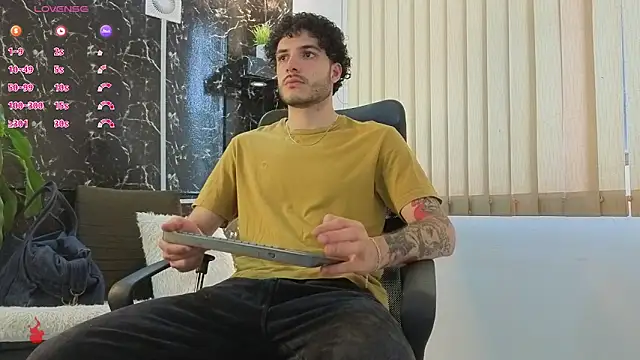 Snapshot of Rafael_Mendezz chatting on 29, 3, 2026 Rafael Mendezz online show from 29, 3, 2026