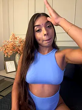 Snapshot of AnnyVega_ chatting on 6, 10, 2025 AnnyVega  online show from 6, 10, 2025