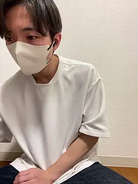 Yuma0718 online show from 3, 2, 2026