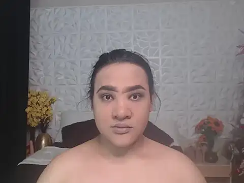 Hotcum ella online show from 16, 12, 2025