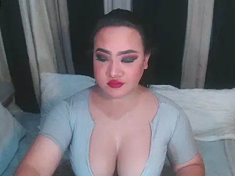 Hotcum ella online show from 19, 4, 2026