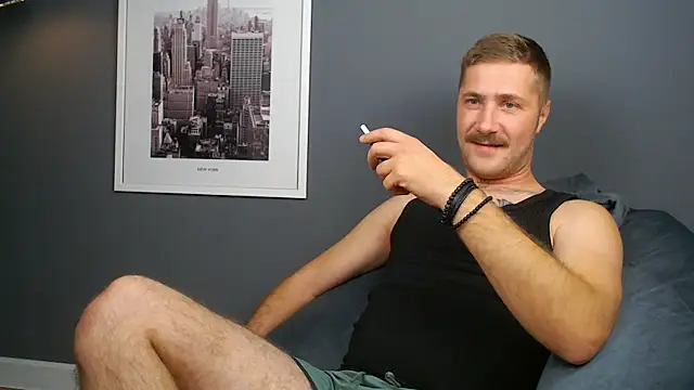 Snapshot of Mr_At_ chatting on 28, 10, 2025 Mr At  online show from 28, 10, 2025