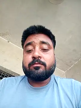 Snapshot of Raju_fuckerr chatting on 18, 5, 2026 Raju fuckerr online show from 18, 5, 2026