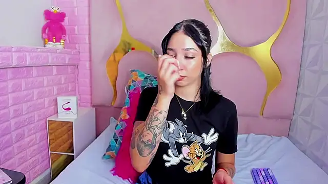 Snapshot of Niina_Sissy chatting on 3, 11, 2025 Niina Sissy online show from 3, 11, 2025